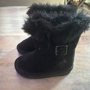 Cozy Black Toddler Girl Faux Suede Faux Fur Boots